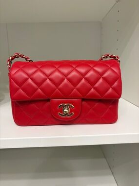 CHANEL Mini Flap bag